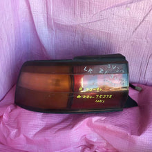 Load image into Gallery viewer, TOYOTA CAMRY SV30 LH TAILLIGHT KOITO 220-75278 / 32-90